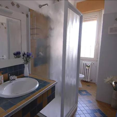 Nughe 'e' Oro Nuoro (Sardinia)