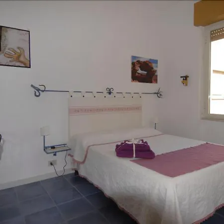 Bed & Breakfast Nughe 'e' Oro Nuoro (Sardinia)