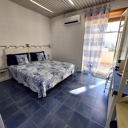 Nughe 'e' Oro Bed & Breakfast Nuoro (Sardinia)