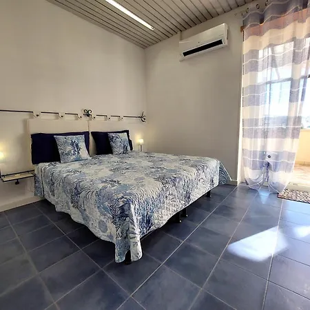 Nughe 'e' Oro Bed & Breakfast 3*