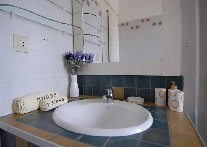 Nughe 'e' Oro Nuoro (Sardinia)